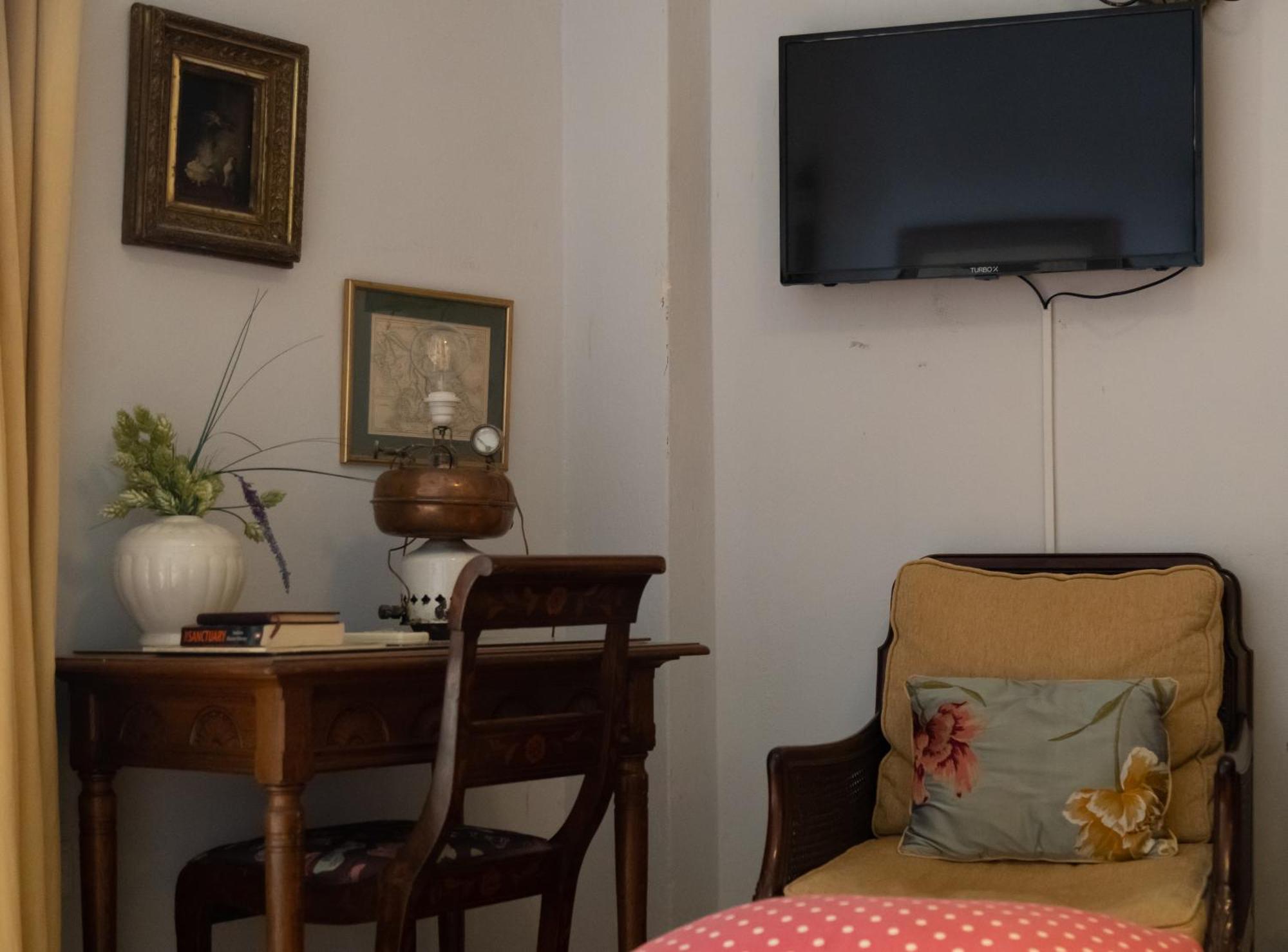 Ferienwohnung Marina'S Bright Getaway - Nafplio Center House Exterior foto